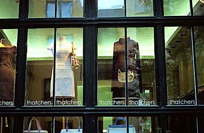 甜蜜下潜藏的疯狂？和病娇美少女《米塔》在一起的冒险解谜游戏今日发售